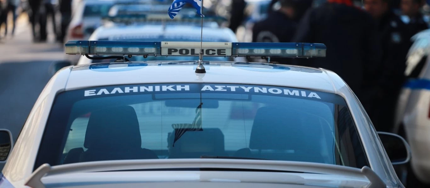 ΕΛ.ΑΣ: Χειροπέδες σε τρία μέλη σπείρας που διακινούσαν ναρκωτικά στην Αττική